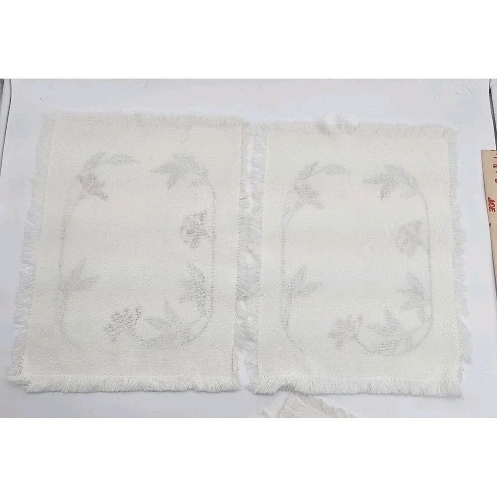 Set of 4 VTG Placemats‎ Ivory Pink Floral Vine Cloth Fringed 12